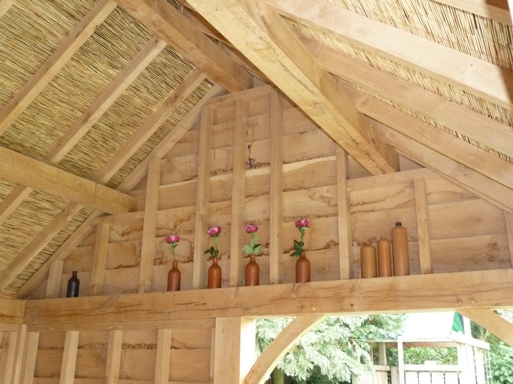 Eikenhouten tuinhuis
